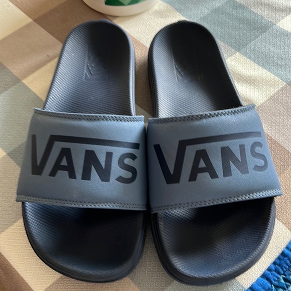 Van slides